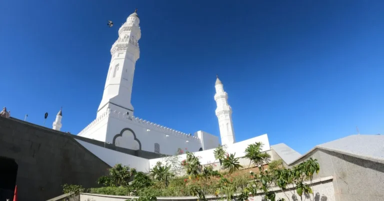 islamic historical mosque in madinah saudi arabia