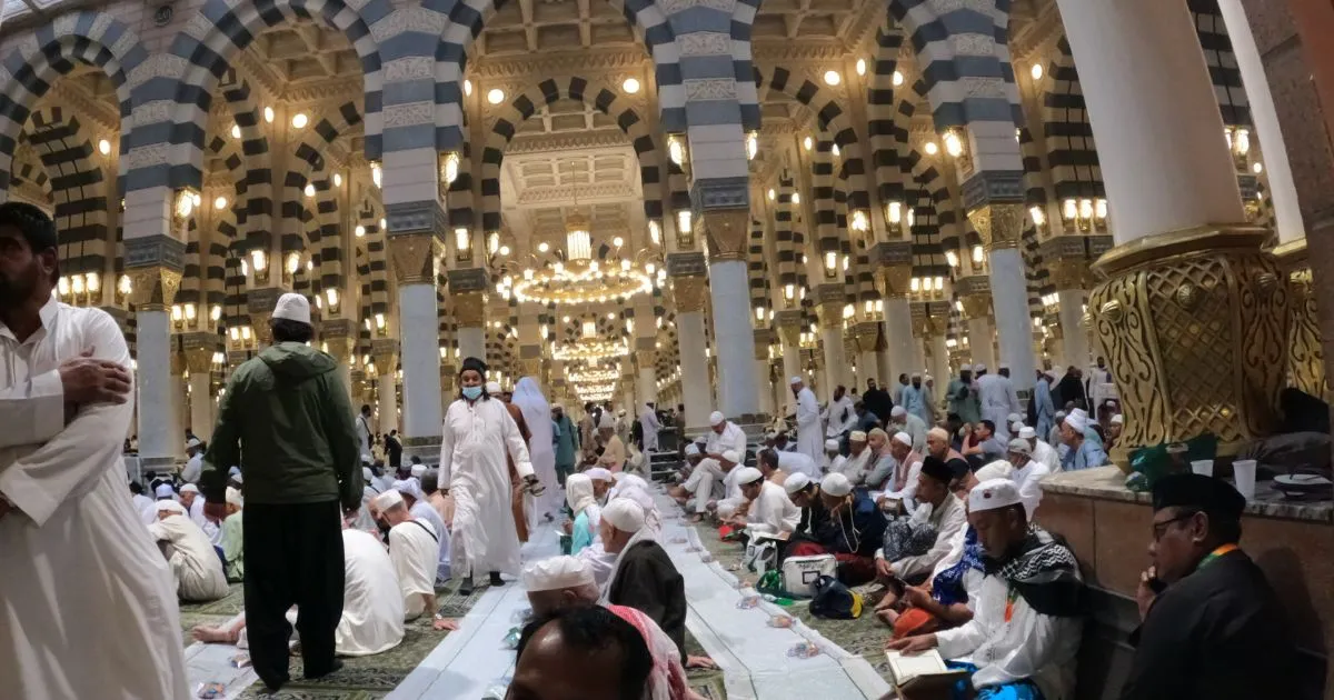 Itikaf in Makkah and Madinah