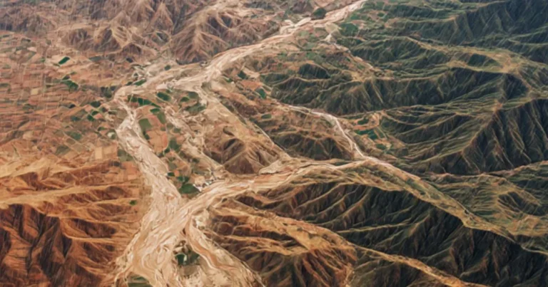 The 7 Majestic Valleys of Medina: A Guide to the City’s Lifelines